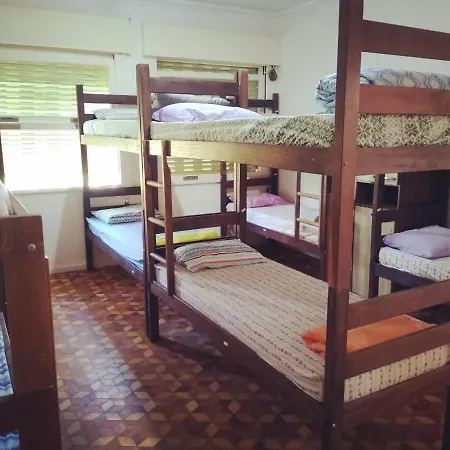 Capivara'S Hostel Curitiba Exterior photo